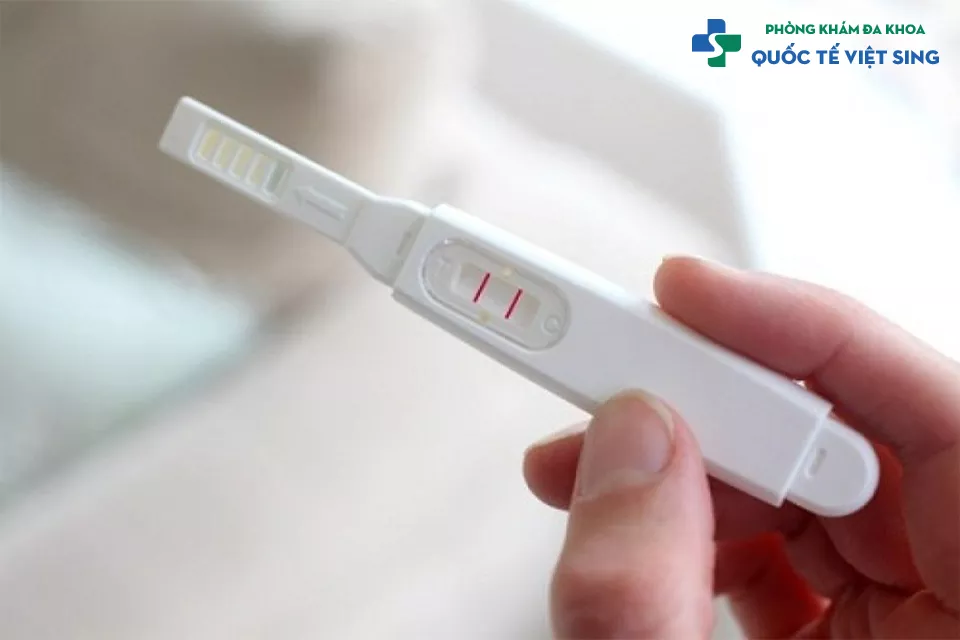 Test que ra 2 vạch có phải dấu hiệu mang thai chuẩn không?